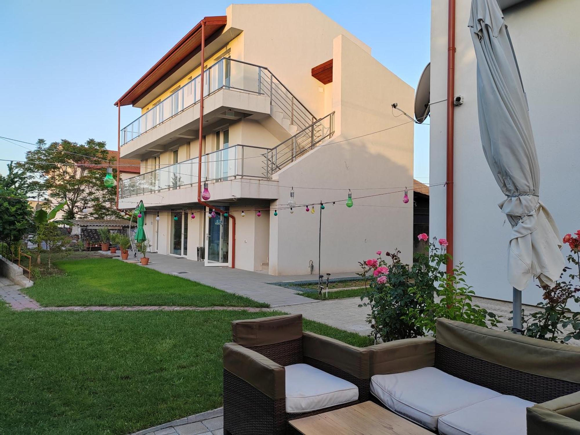Casa Beyaz Hotel Mangalia Exterior photo