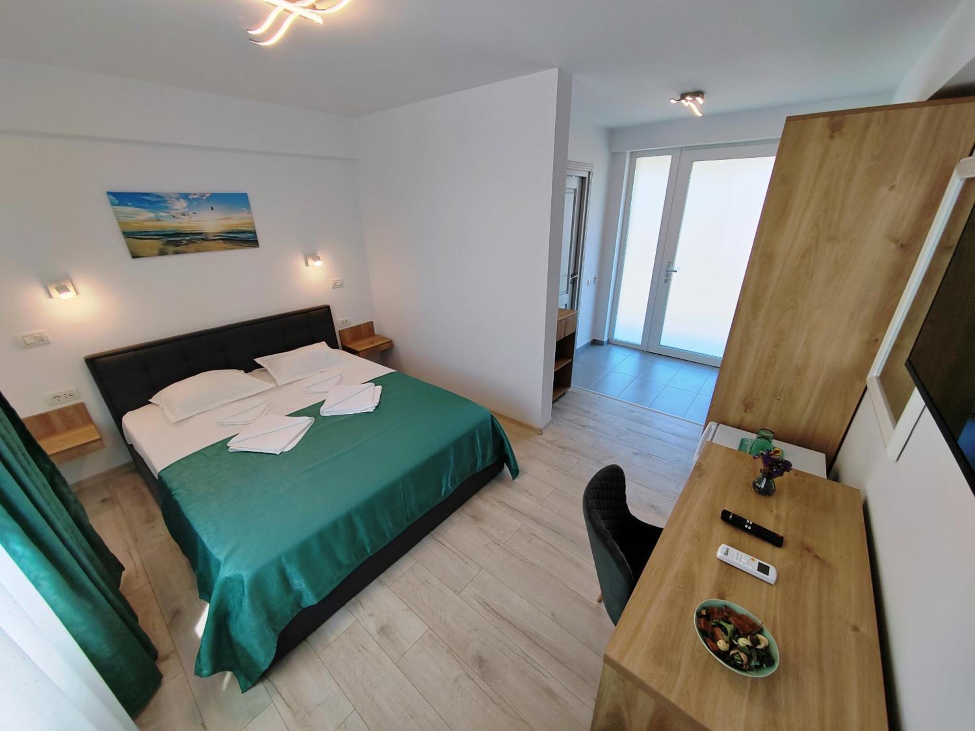 Casa Beyaz Hotel Mangalia Exterior photo